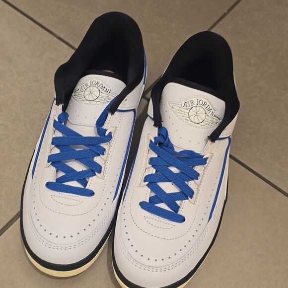 Jordan Air Jordan 2 Retro Low Varsity Royal - Picture 11 of 13